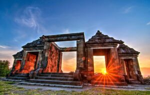 Candi Ratu Boko Wisata Seru yang Wajib Kamu Kunjungi!